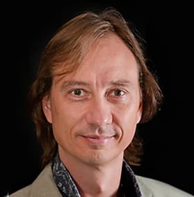 Dr Stuart Clark