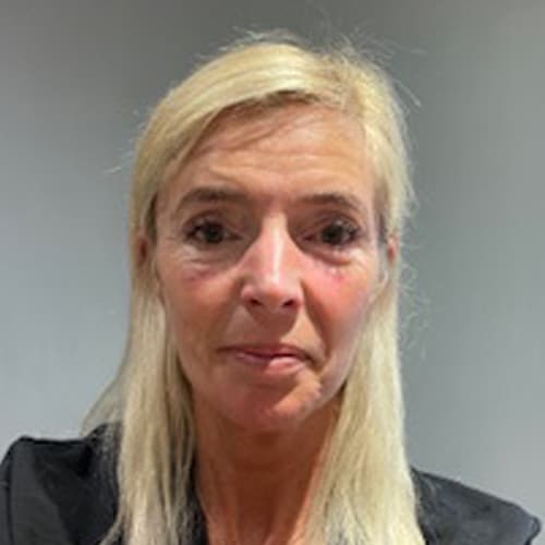 Sharon Pryde